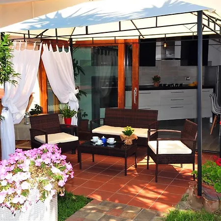 Brezza Di Mare 3* Сан-Теодоро