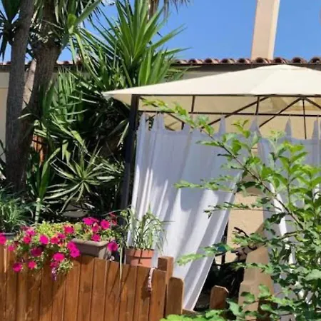 Brezza Di Mare Bed & Breakfast *