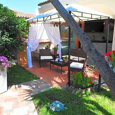 Brezza Di Mare Bed & Breakfast